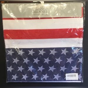 DII Stars and Stripes Jaquard Table Runner 14x54". NEW